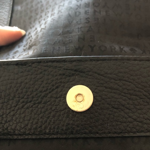 Kate Spade bag with gold hardware - Picture 5 of 11